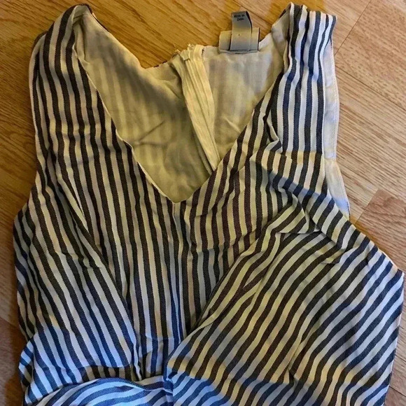 Women’s Stripped One Piece Sinched Waist Romper Size XS - Picture 8 of 8